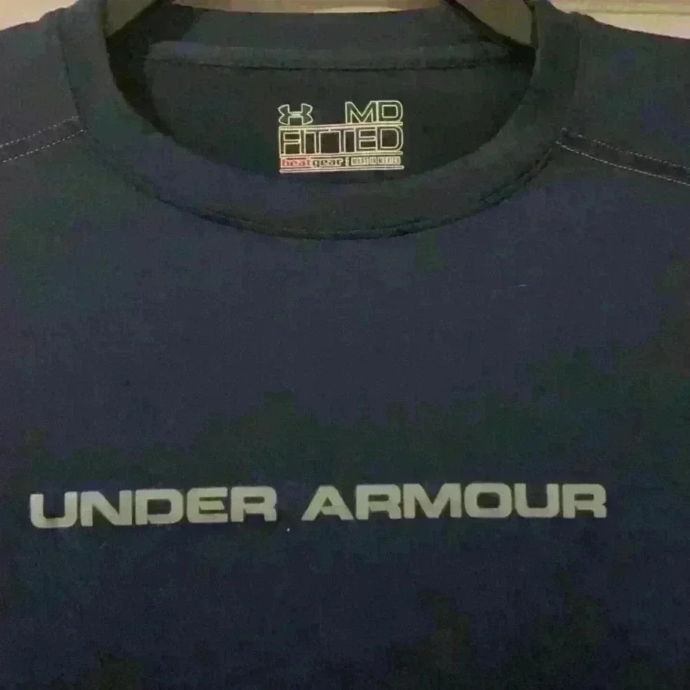 Under Armour Kids‎ HeatGear Fitted Short Sleeve Athletic Shirt Navy Blue MD - Picture 2 of 4